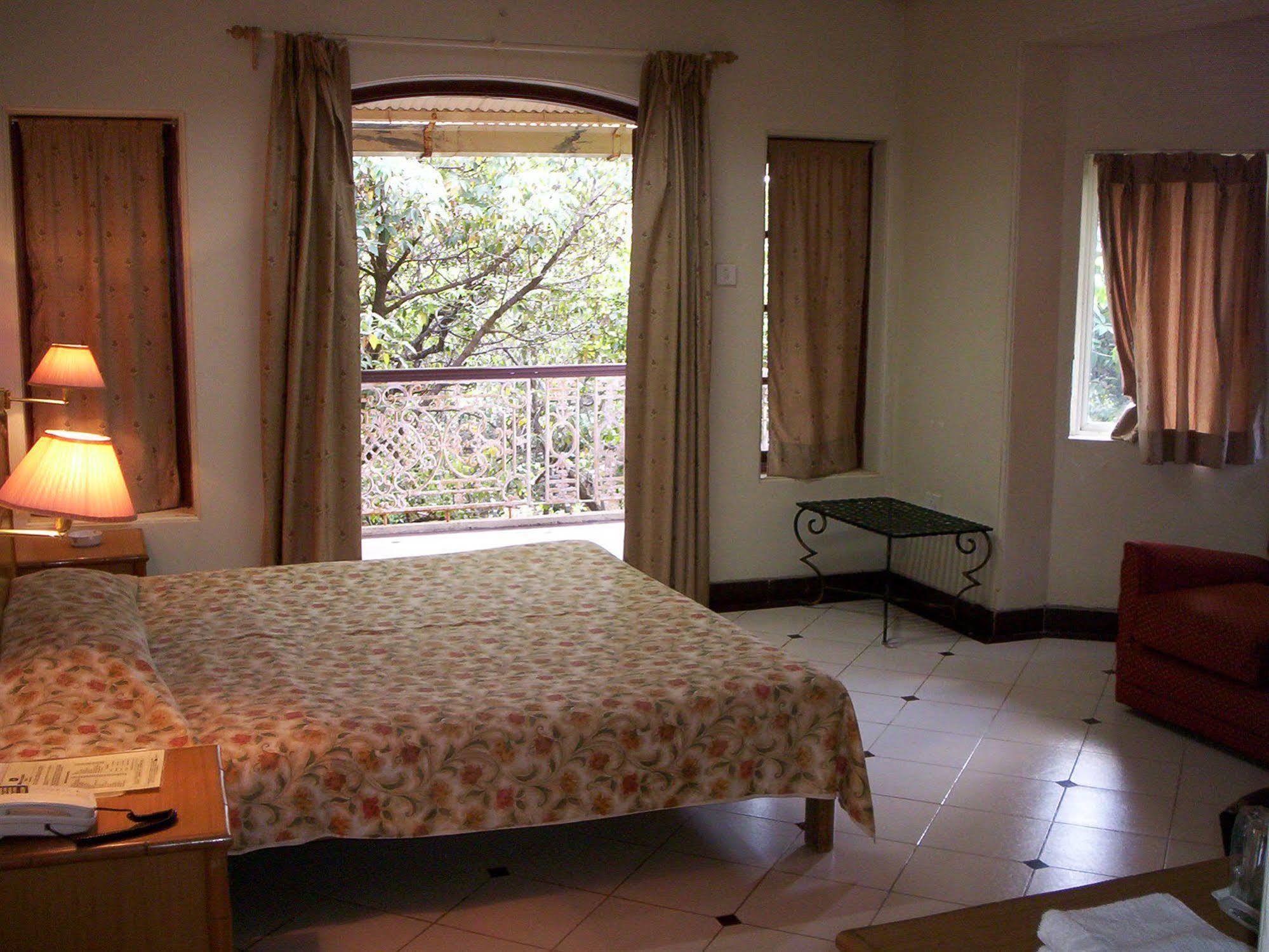 Club Mahindra Sherwood Mahabaleshwar Exterior photo
